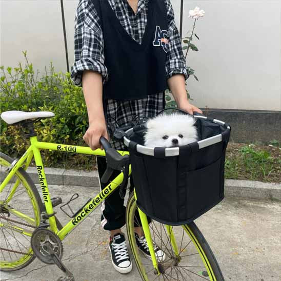 đ DĂ©couvrez notre panier pour chien vĂ©lo et partagez vos aventures sans laisser votre compagnon ! Sortez ensemble, en toute sĂ©curitĂ© jusqu'Ă  5kg.