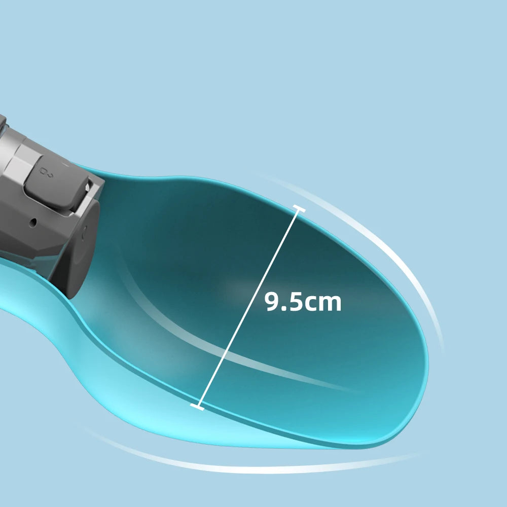 đ Fini les flaques d'eau boueuse, grĂące Ă  notre bouteille d'eau portable, vous n'aurez plus de problĂšme de santĂ© pour votre chien bien aimer