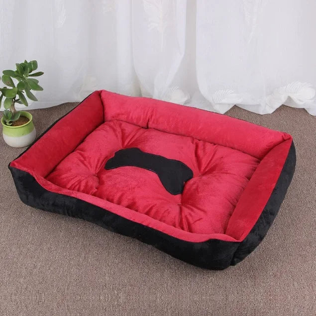 🐾 Offrez à votre fidèle compagnon un lit pour chien alliant confort suprême et style. Découvrez notre gamme adaptée à toutes les tailles, lavable et durable !